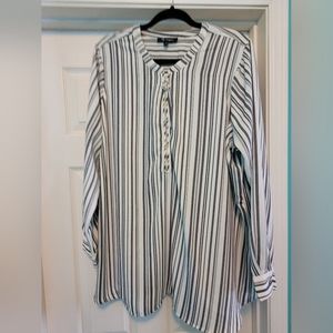 Lily Morgan black and white oversized blouse size 1X